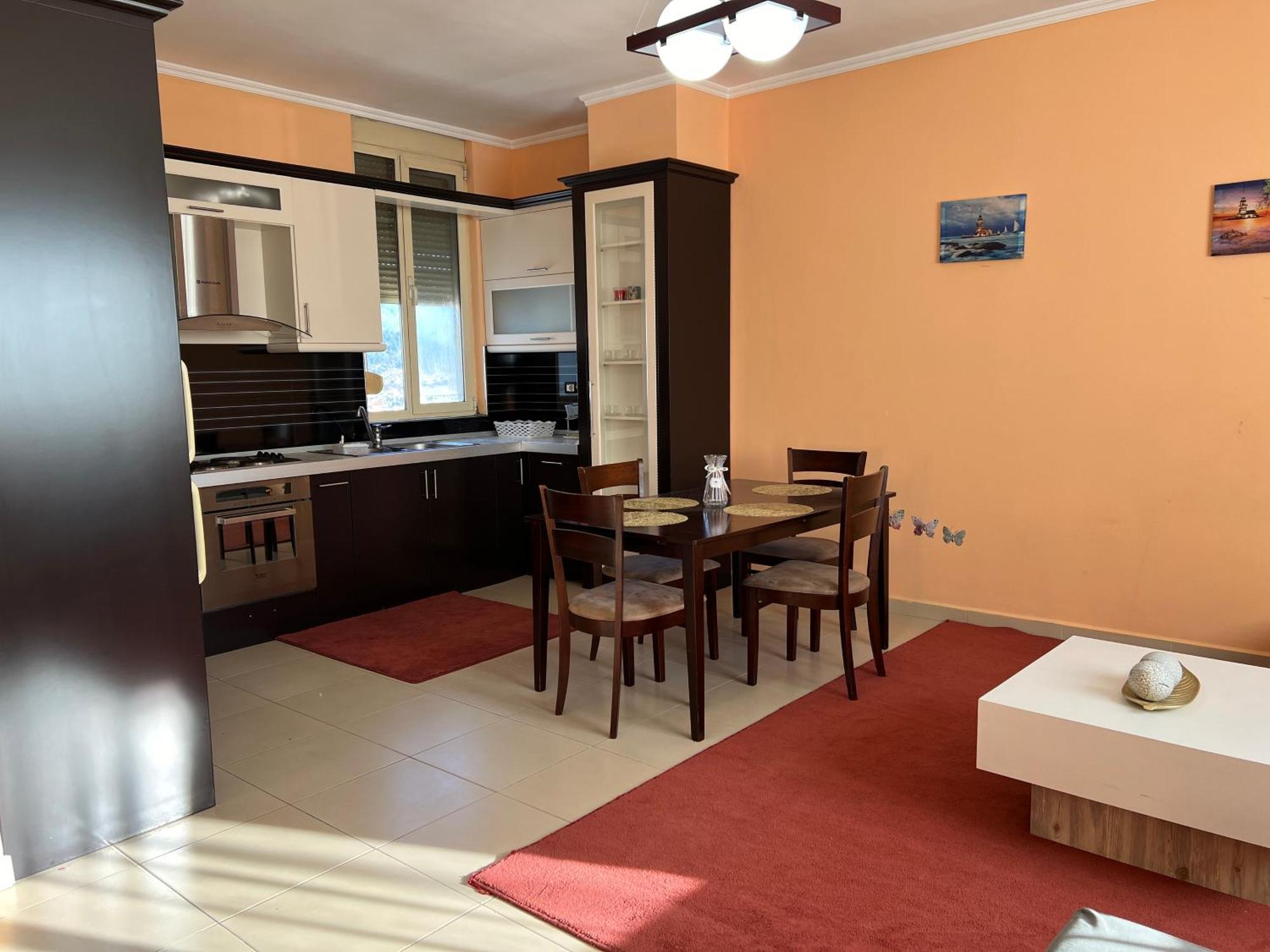Center Family N.42 * Elbasan